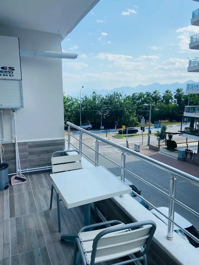Apartment Near Isiklar Street, Close To Kaleici Antalya