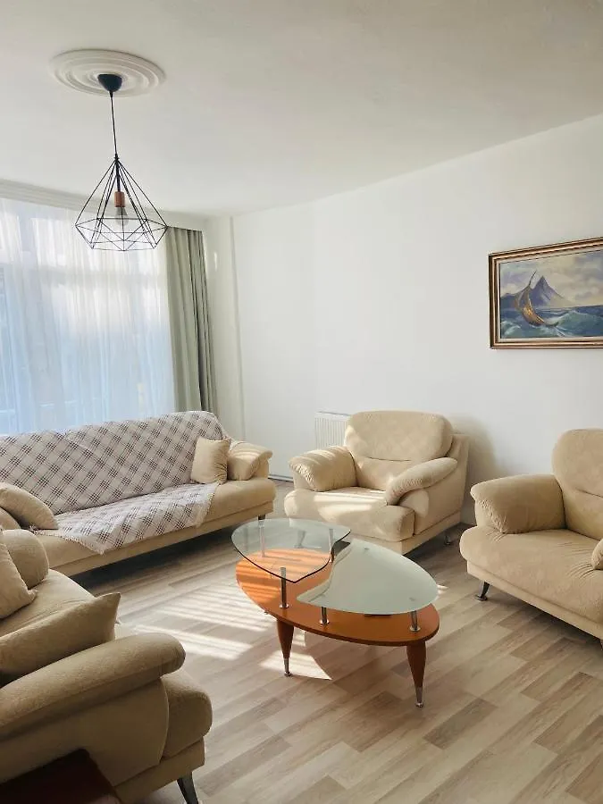 Apartment Near Isiklar Street, Close To Kaleici Antalya