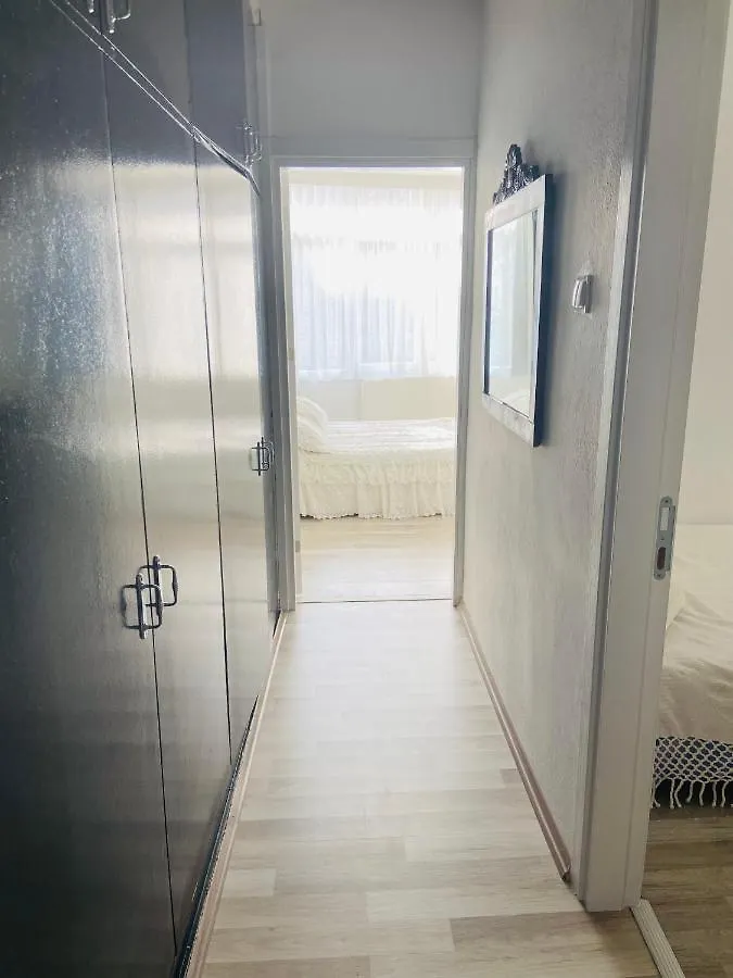 Apartment Near Isiklar Street, Close To Kaleici Antalya