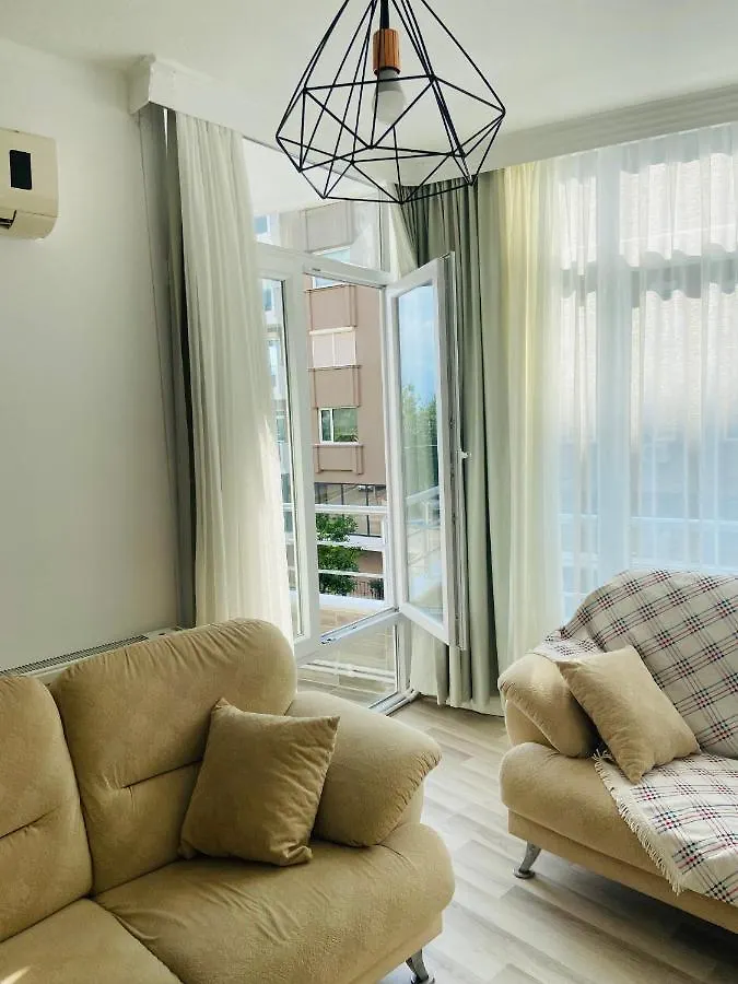 Apartment Near Isiklar Street, Close To Kaleici Antalya